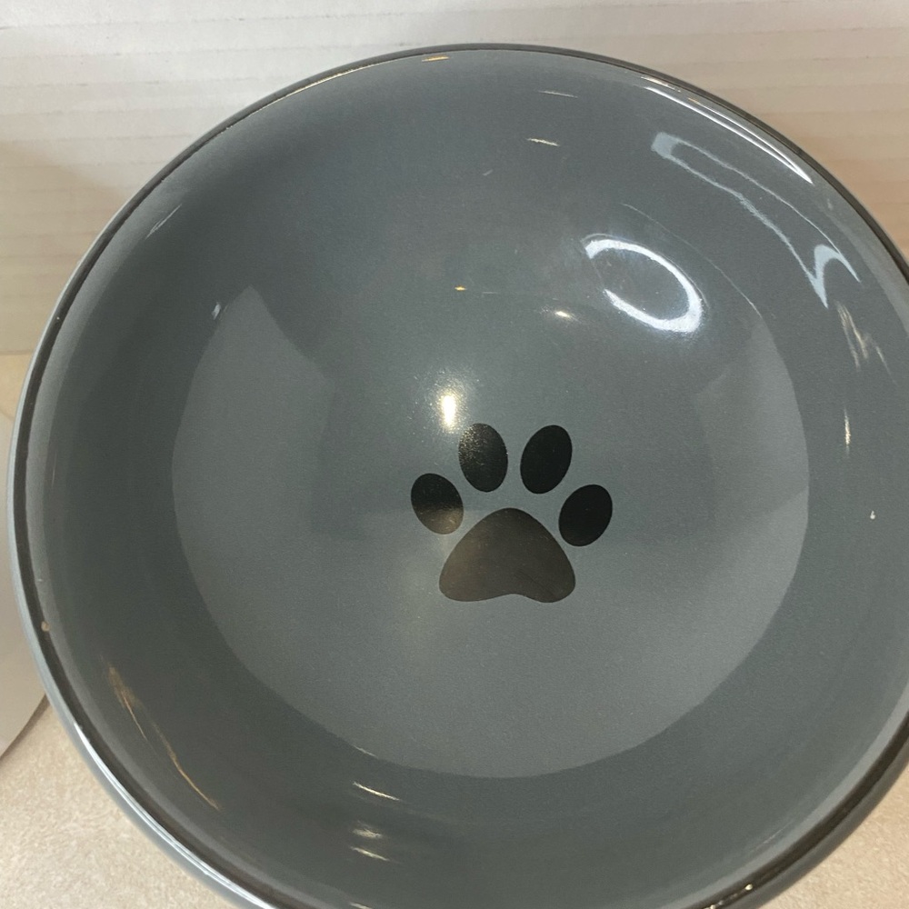 Ceramic Raised Cat Dog Dishes or Small Bowl Pet Bowls Set White Gray Elevated - Picture 2 of 6